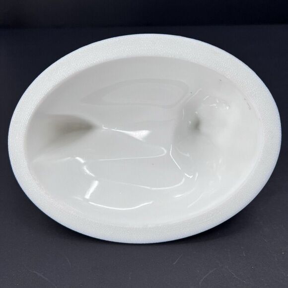 Antique Milk Glass Large Nesting Chicken Hen on Basket Covered Dish - Picture 10 of 12